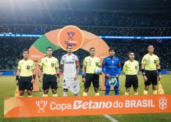 Santos e Palmeiras em jogo decisivo