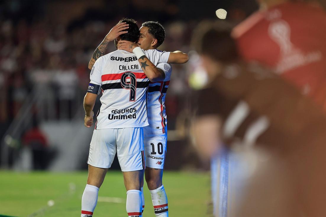 São Paulo x Red Bull Bragantino no Morumbi