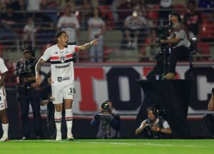 Luciano afirma que São Paulo enfrenta sua pior fase histórica