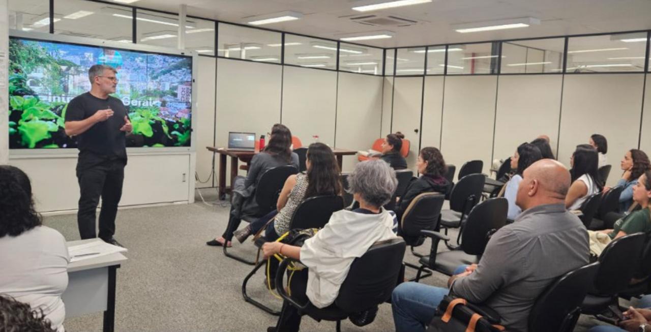 Participantes em curso sobre segurança alimentar e nutricional