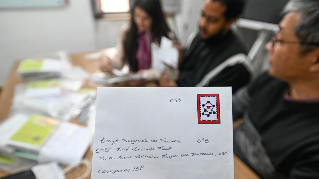 Alunos de Emefs trocam cartas manuscritas com cientistas da Unicamp