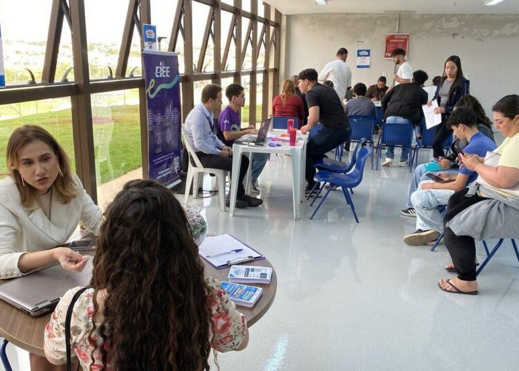 Conquiste sua vaga no Encontro Mensal de Emprego de Hortolândia