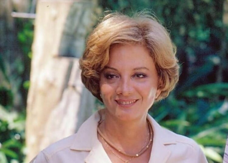 Relembre novelas e filmes de Glória Menezes
