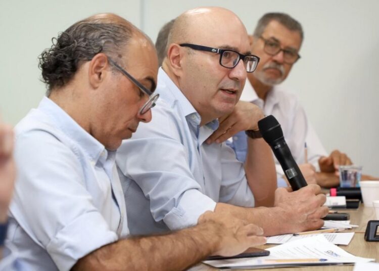 Prefeito Dário Saadi discute hub tecnológico e especialistas falam sobre El Niño e ações climáticas na RMC