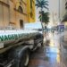 Lavagem diária das principais ruas, avenidas e praças do Centro com água quente e desinfetante