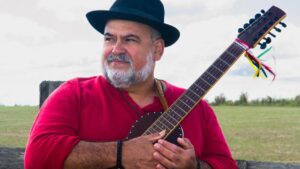 Violeiro Levi Ramiro lança disco de vinil Amanaci em Campinas