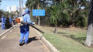 Prefeitura realiza manutenção em praças e avenidas de Campinas