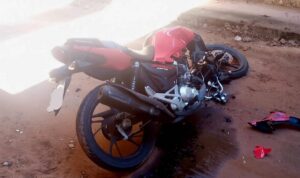 Motociclista cai em galeria de 6 metros e fica gravemente ferido em Hortolândia