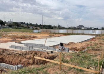 Nova pista pública de skate de Hortolândia, localizada do Pq. Remanso das Águas, recebe concretagem da base