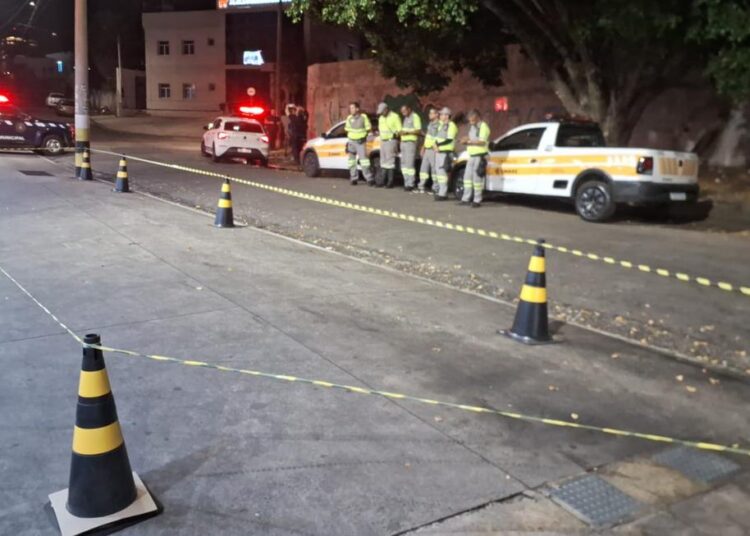 Equipes em estabelecimentos nas avenidas Dr. Heitor Penteado e Júlio Prestes durante operação