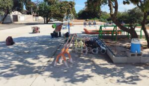 Parque Socioambiental do Jardim Santa Emília avança com academia ao ar livre e pista de caminhada