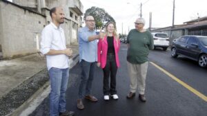 Prefeitura entrega pavimentação no Núcleo Residencial 28 de Fevereiro no Ouro Verde