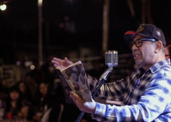 Poeta Sergio Vaz participa da reabertura da Biblioteca Municipal de Hortolândia