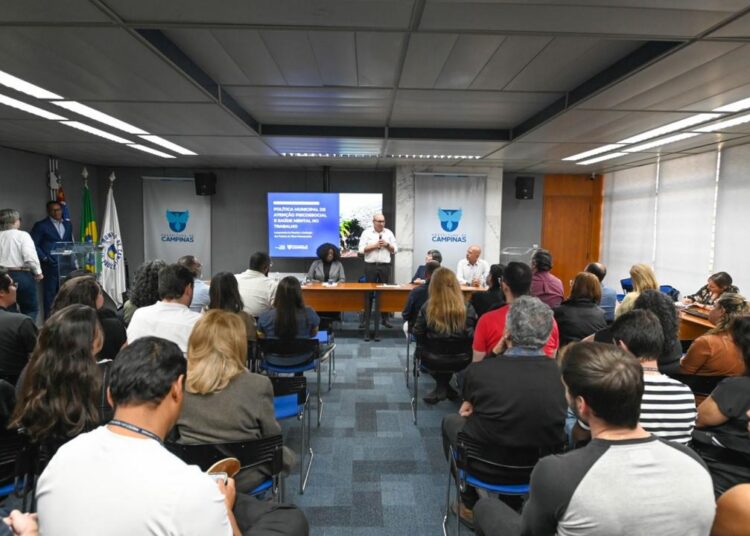 Prefeito Dário destaca importância da saúde mental para servidores e integração de áreas de gestão