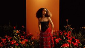 Bruna Black apresenta show do álbum Fulorá no Centro Cultural Sesi Campinas