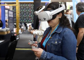 Discussões sobre aplicações da inteligência artificial em liderança, marketing e empreendedorismo