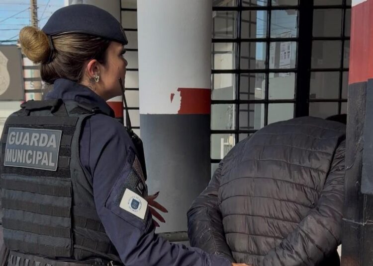 Guarda Municipal de Campinas capturou um homem de 32 anos com mandado de prisão no Centro da cidade