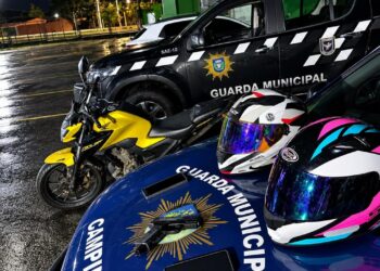 Dois suspeitos detidos com objetos recuperados pela Guarda Municipal