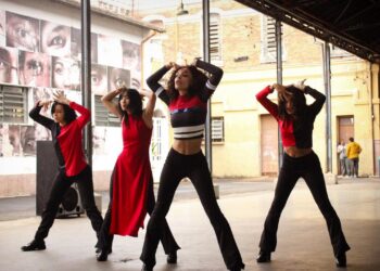 Evento celebra alegria, criatividade e liberdade na comunidade K-pop