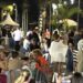 Funcionários, moradores e crianças participam de festa com brincadeiras e food trucks