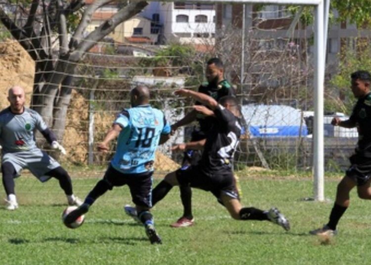 Jogadores e partidas do Campeonato de Futebol Amador B com quatro mil inscritos e 1178 gols