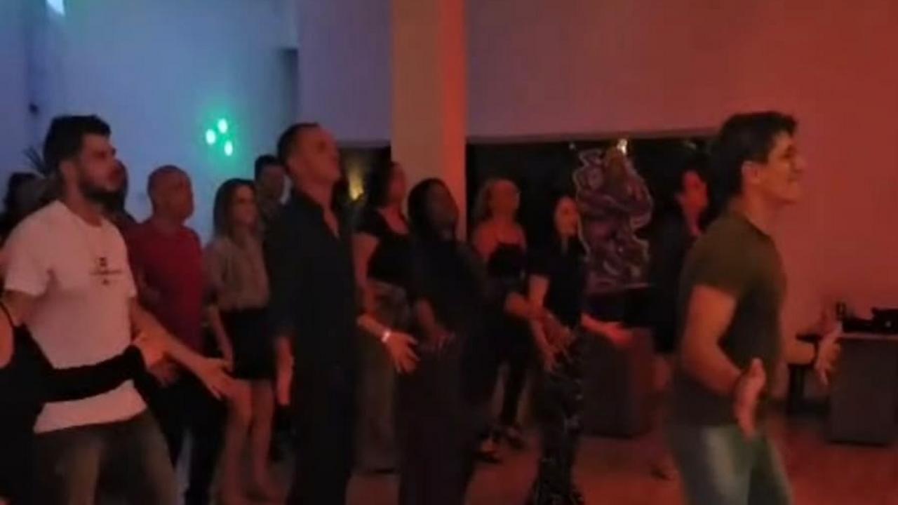 Professor Bruno convida para as aulas e deixa convite aos indecisos