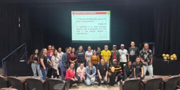Bolsistas do Acerte fazem curso de primeiros socorros