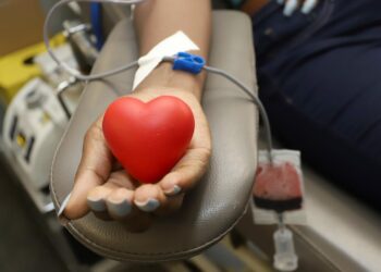 servidores participando da campanha de doação de sangue no Paço Municipal