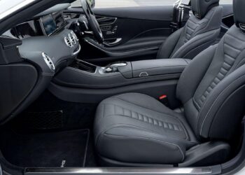 Couro sintético na produção automotiva