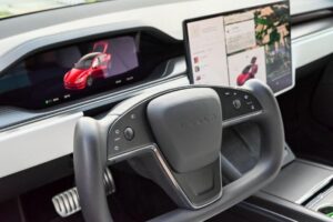 Tesla Revela Dados sobre Segurança em Condução Assistida na Europa
