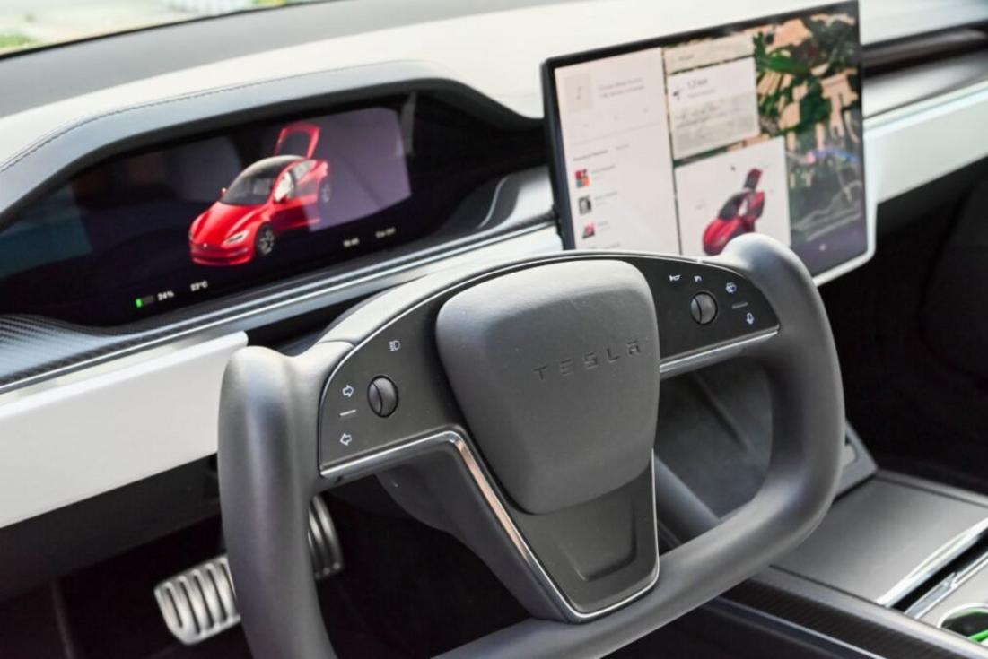 Sistema de Condução Assistida da Tesla