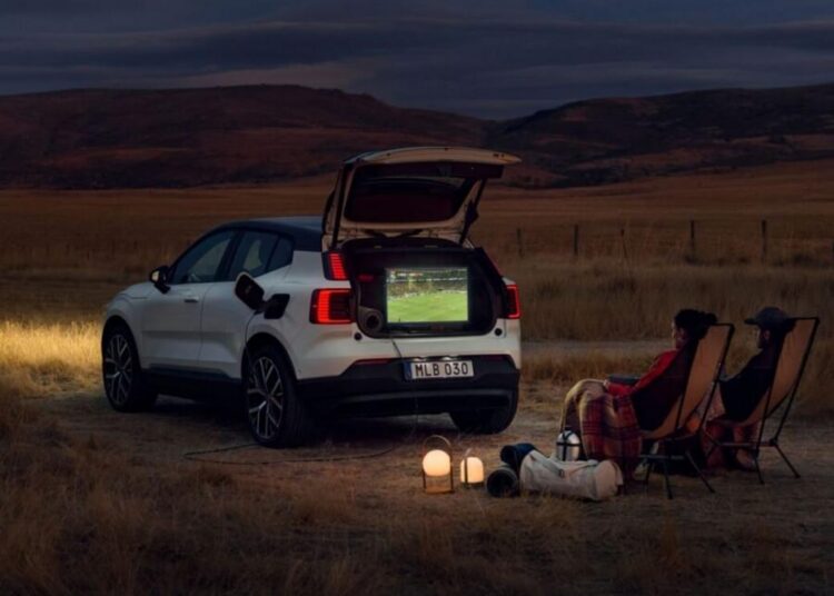 Volvo EX30 como fonte de energia