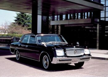Toyota Century – Modelo de Luxo