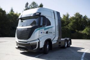 Iveco e Toyota Lançam Caminhões Pesados a Hidrogênio: O Futuro é Agora