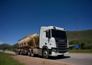 Desafios no Transporte Rodoviário de Carga: Custos e Eficiência