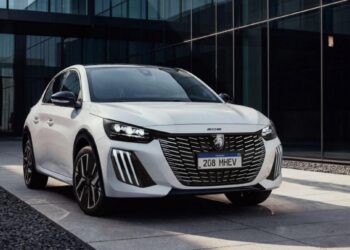 Peugeot 208 2027 em destaque