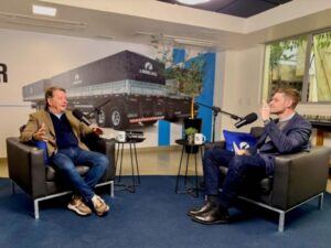 Explorando o Futuro do Transporte em Novo Podcast