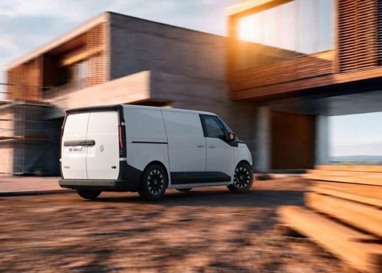 Renault Trafic Van E-Tech electric em exibição