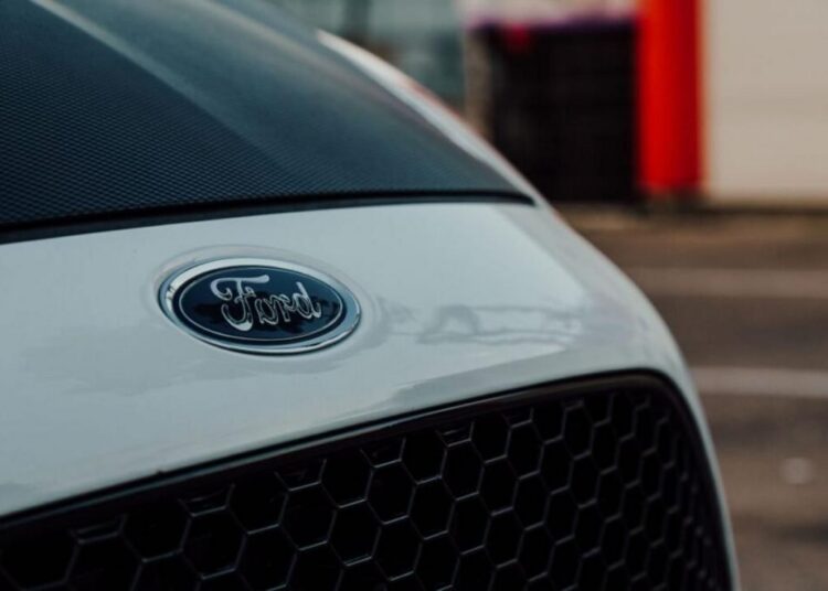 Imagem de veículo Ford em recall