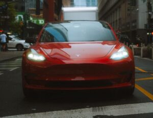 Tesla Expande Dominância no Mercado Elétrico dos EUA