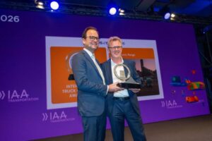 Volvo Trucks: Reconhecimento Global para sua Linha de Caminhões Elétricos