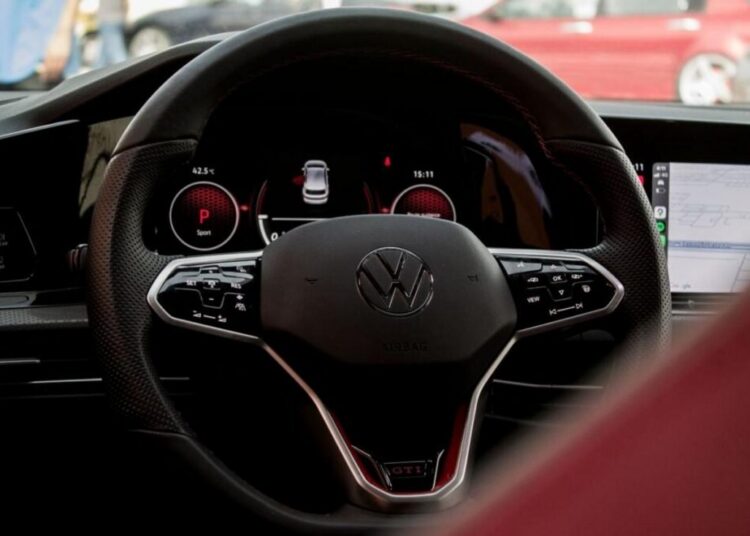 Imagem de um automóvel Volkswagen em recall