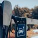 Imagem de veículos elétricos em destaque no mercado mundial