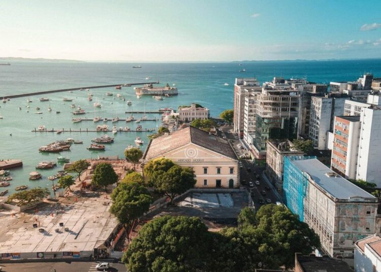 Ilustração sobre turismo de luxo na Bahia