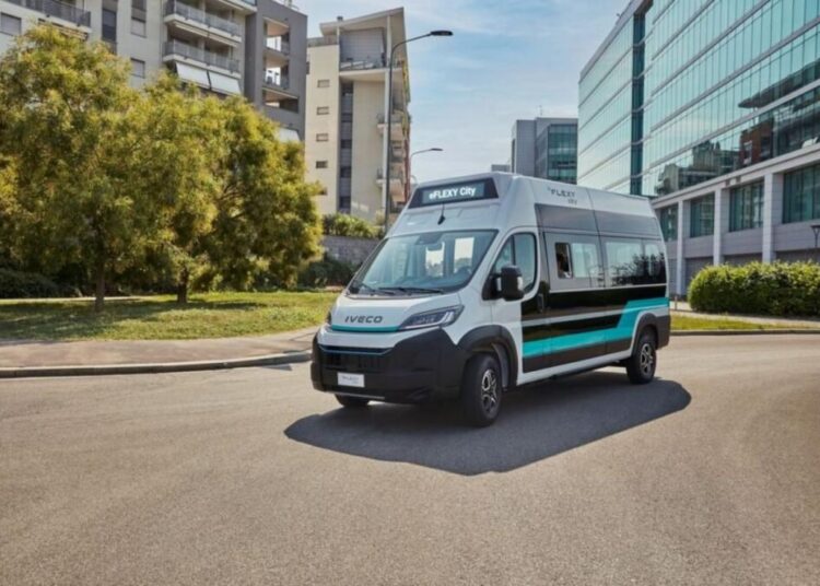 Minibus elétrico eFlexy da Iveco Bus