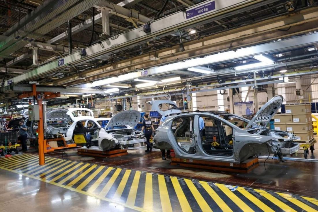 Fábrica da GM em Gravataí, onde oportunidades de estágio serão oferecidas.