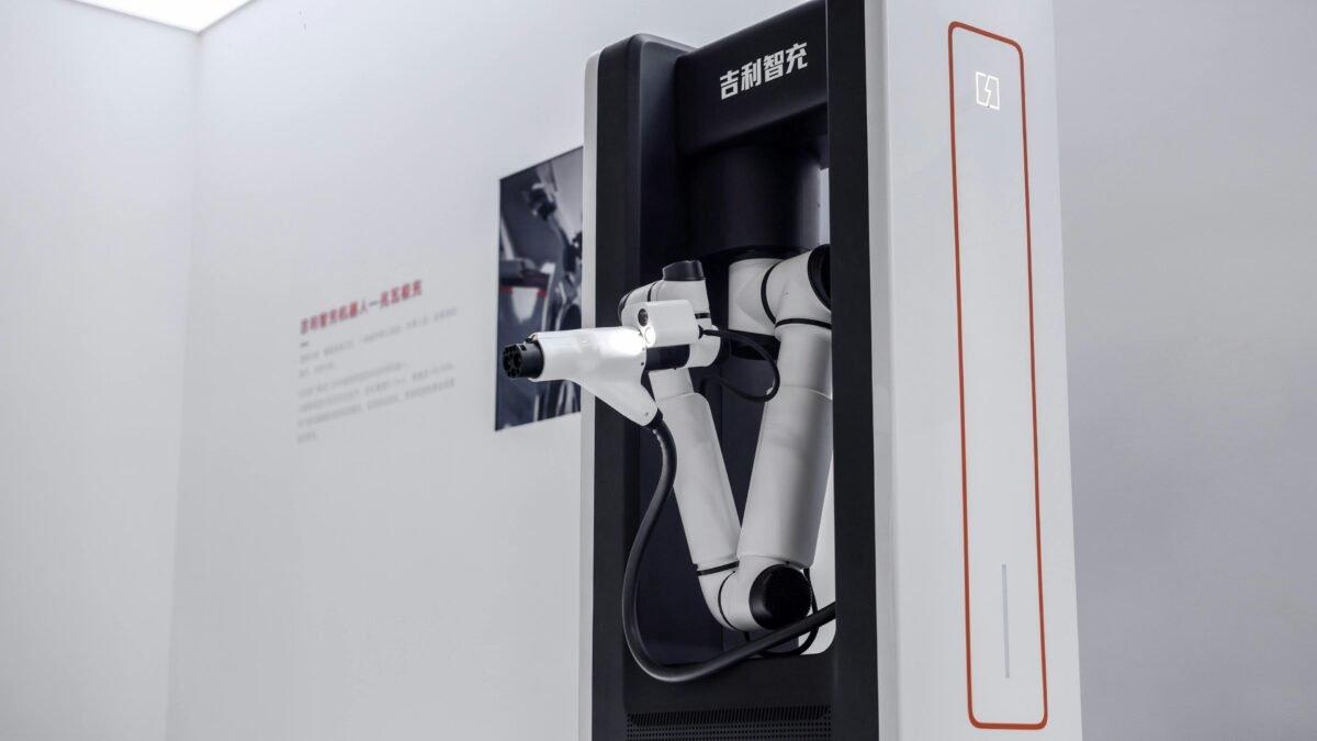 Imagem ilustrativa da tecnologia de recarga da Geely