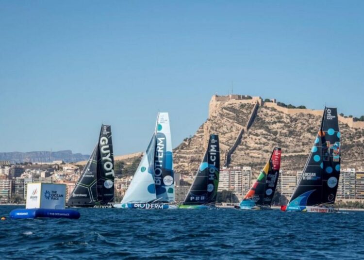 Veleiros em competição na The Ocean Race