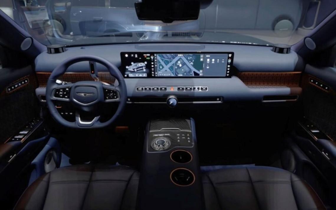 Genesis GV90 com tela OLED
