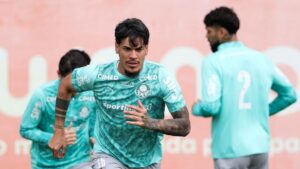 Palmeiras se prepara para duelo decisivo contra o Santos